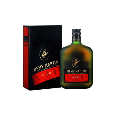 Коньяк Remy Martin VSOP от 4 лет выдержки 0.5 л 40% в подарочной упаковке (3024482150128)